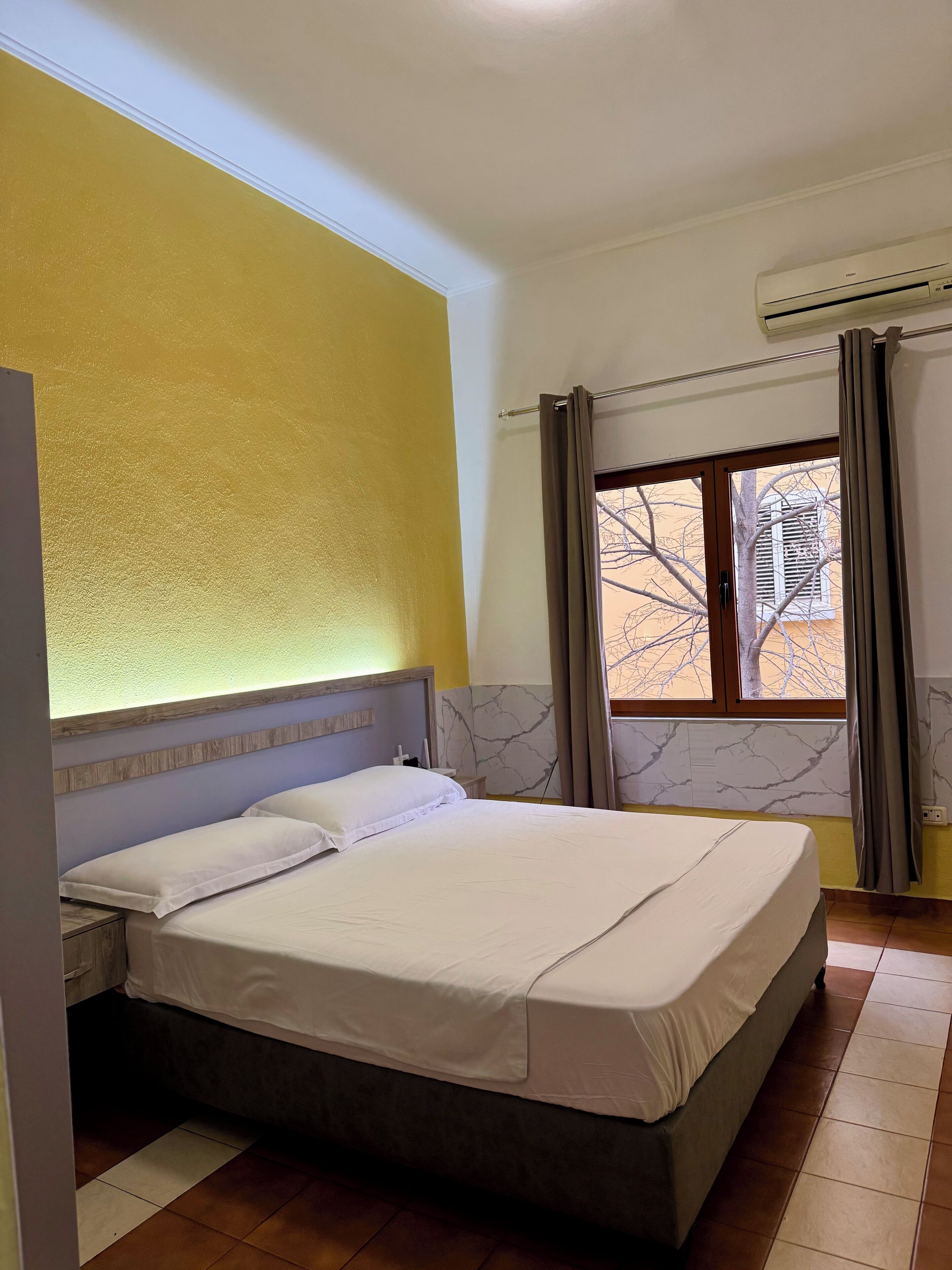 3 chambres, bureau, fer et planche à repasser, Wi-Fi gratuit