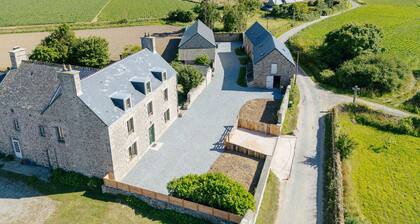 Grande maison familiale, entiÚrement rénovée, entre mer et campagne.