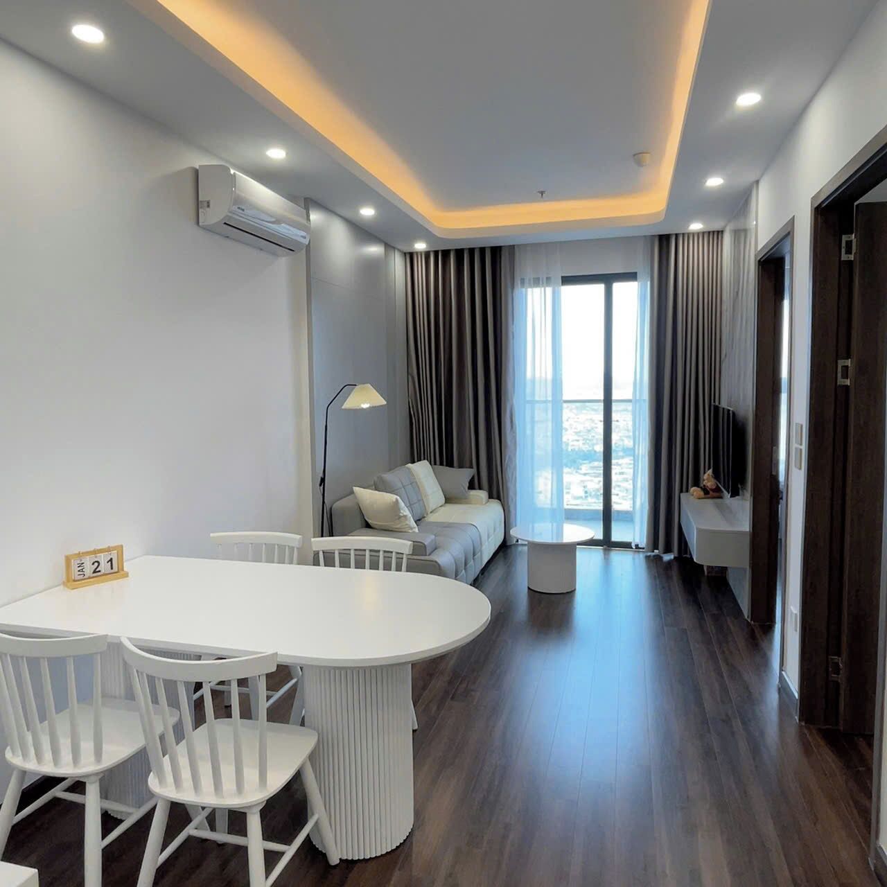 Leilighet – standard, 2 soverom, balkong, byutsikt | Oppholdsområde