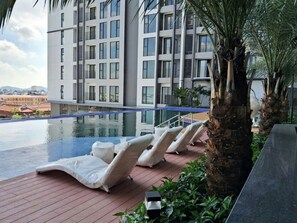 Rooftop pool - Pi & Pu Apartment - Hoang Huy Commerce (Hai Phong)