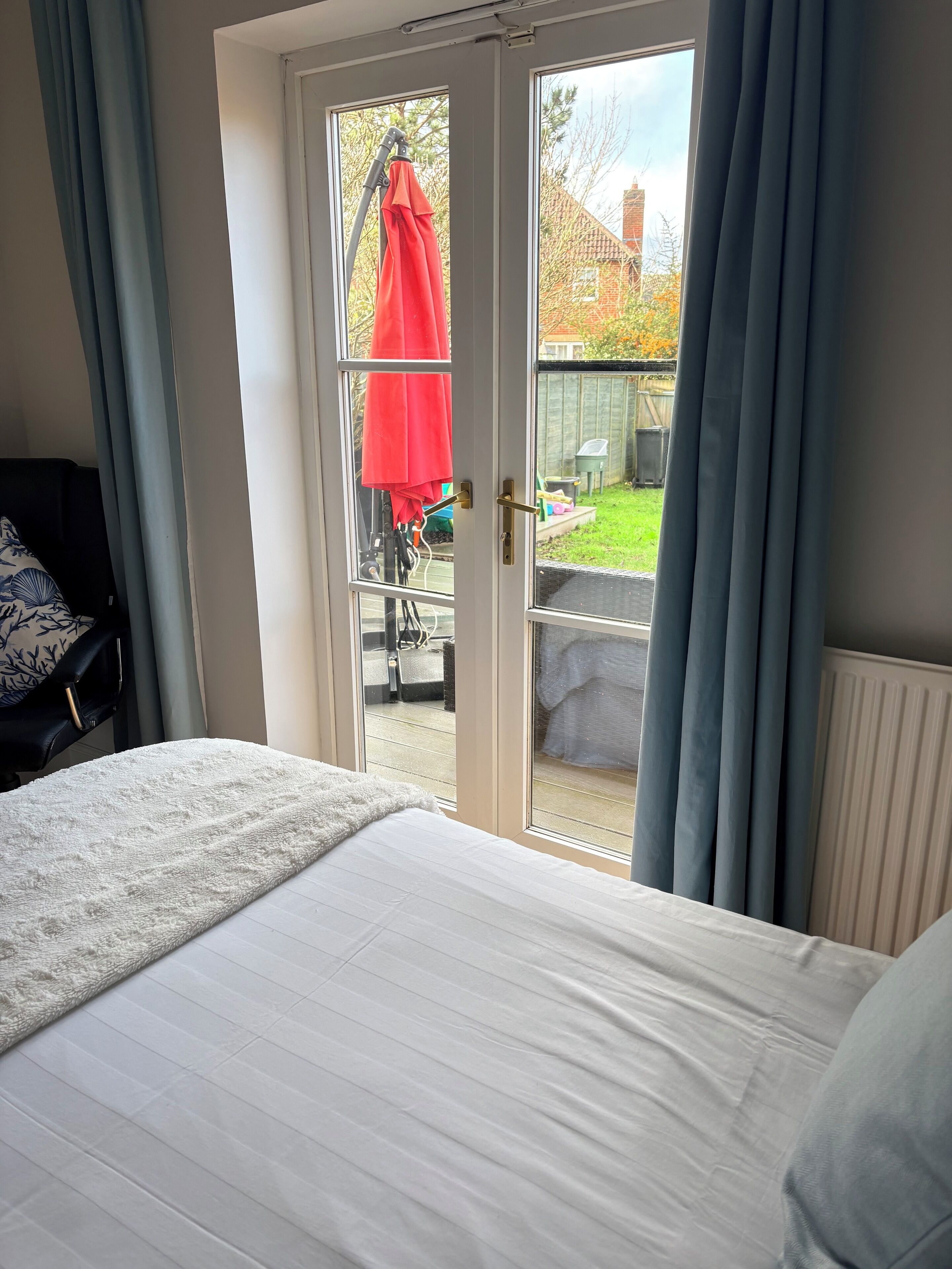 1 bedroom, desk, iron/ironing board, travel crib