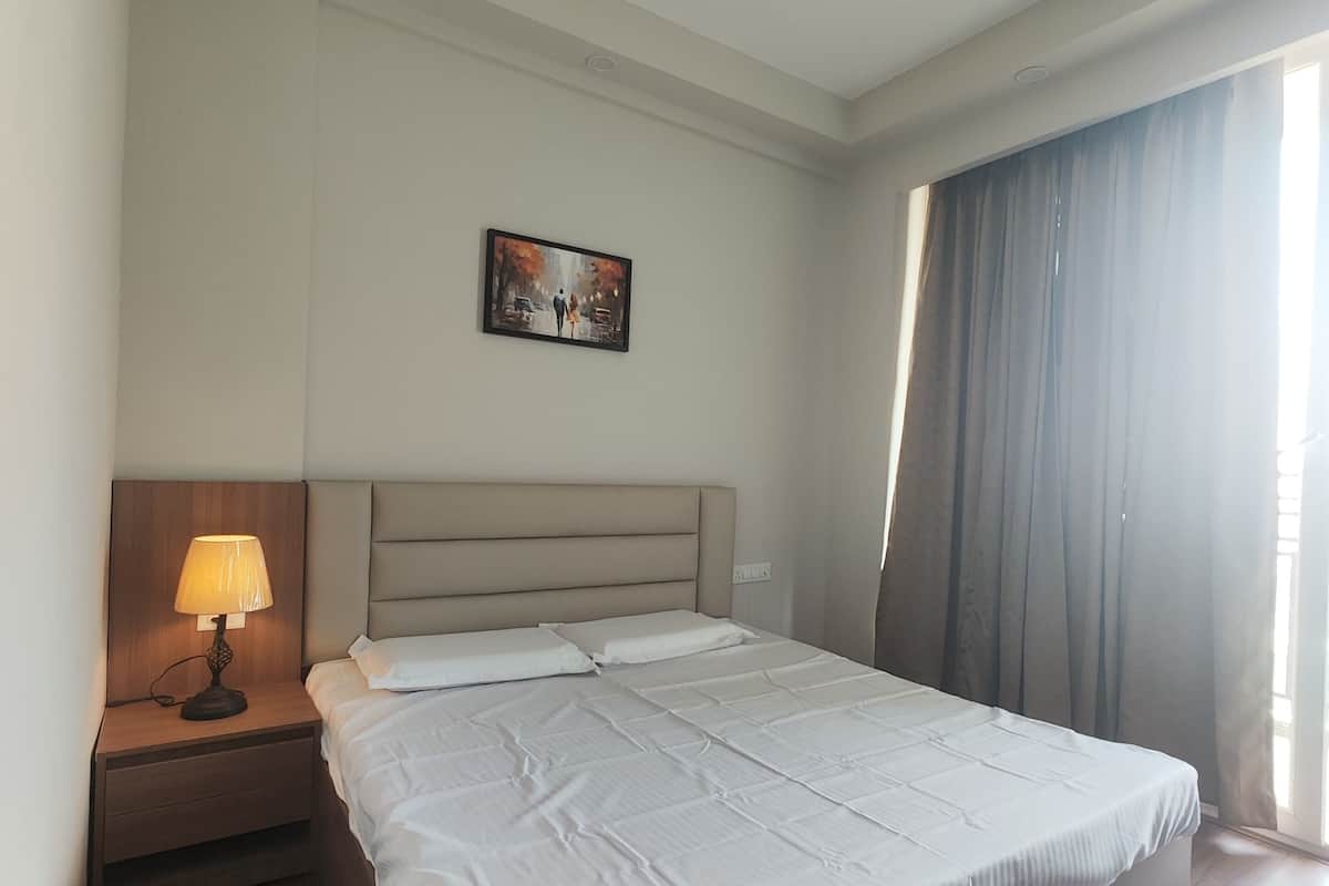 Classic Room, Balcony | Free WiFi