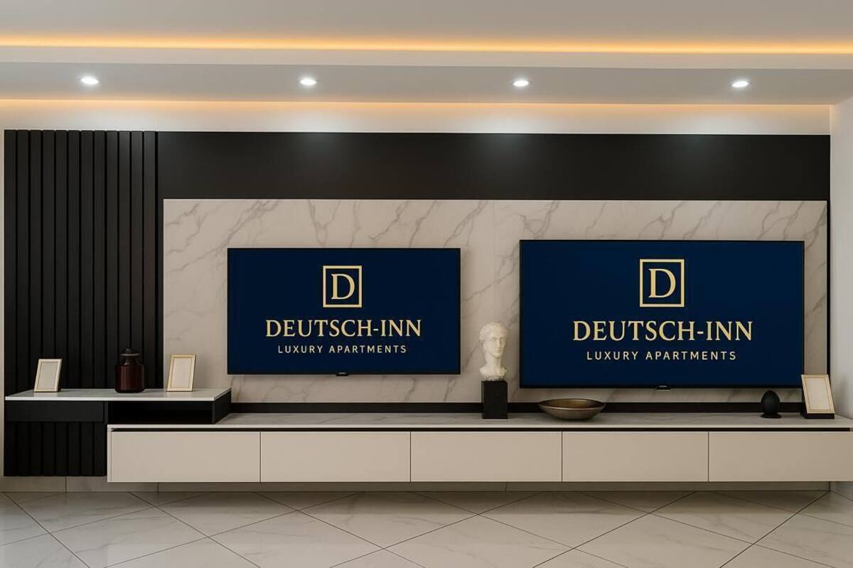 Deluxe Apartment, City View | Lobby