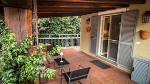 Deluxe Double Room, Non Smoking, Private Bathroom | Terrace/patio - Valle dei Casali (Rome)