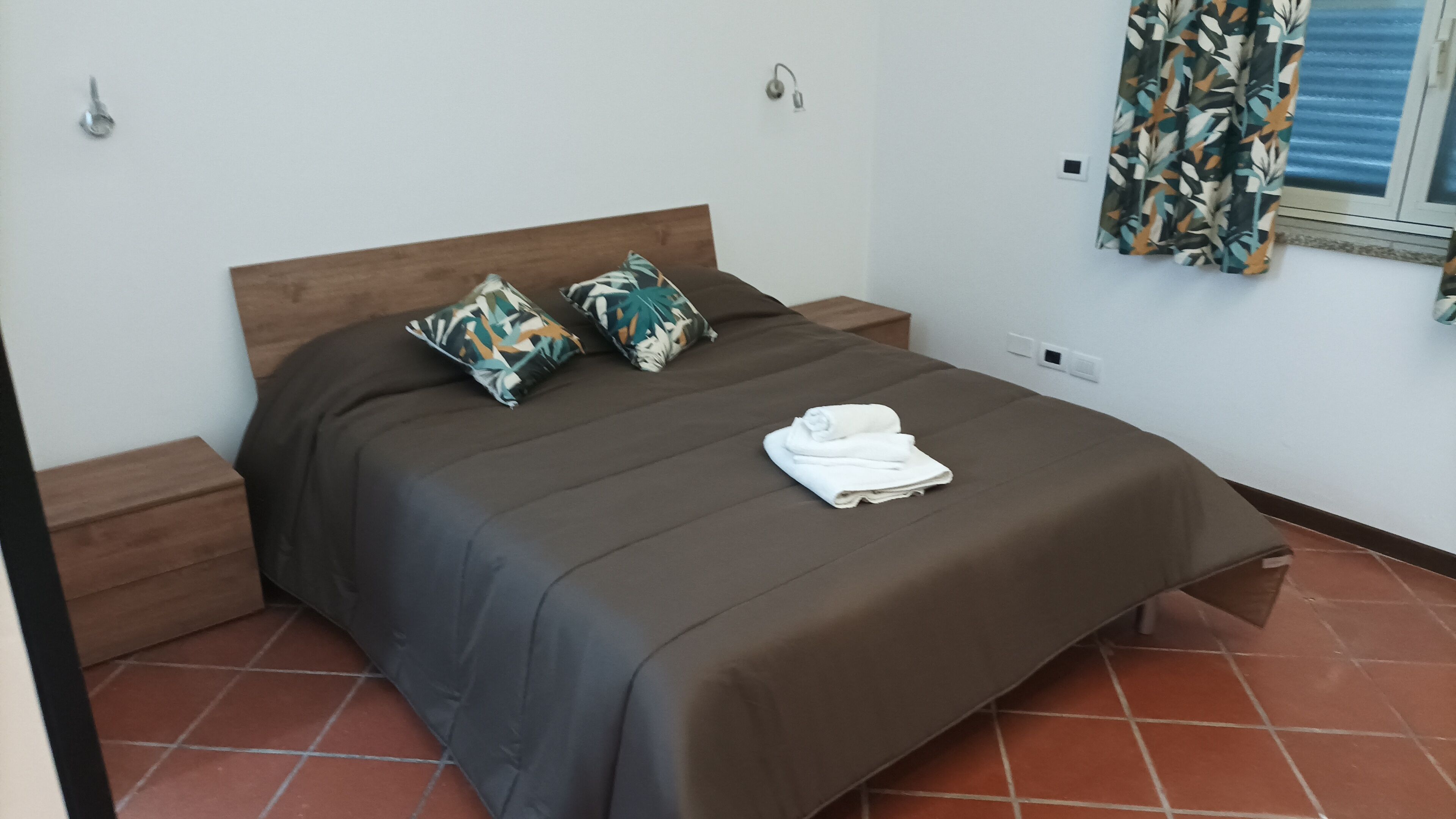 Deluxe Double Room, Park View | Desk, blackout drapes, free WiFi