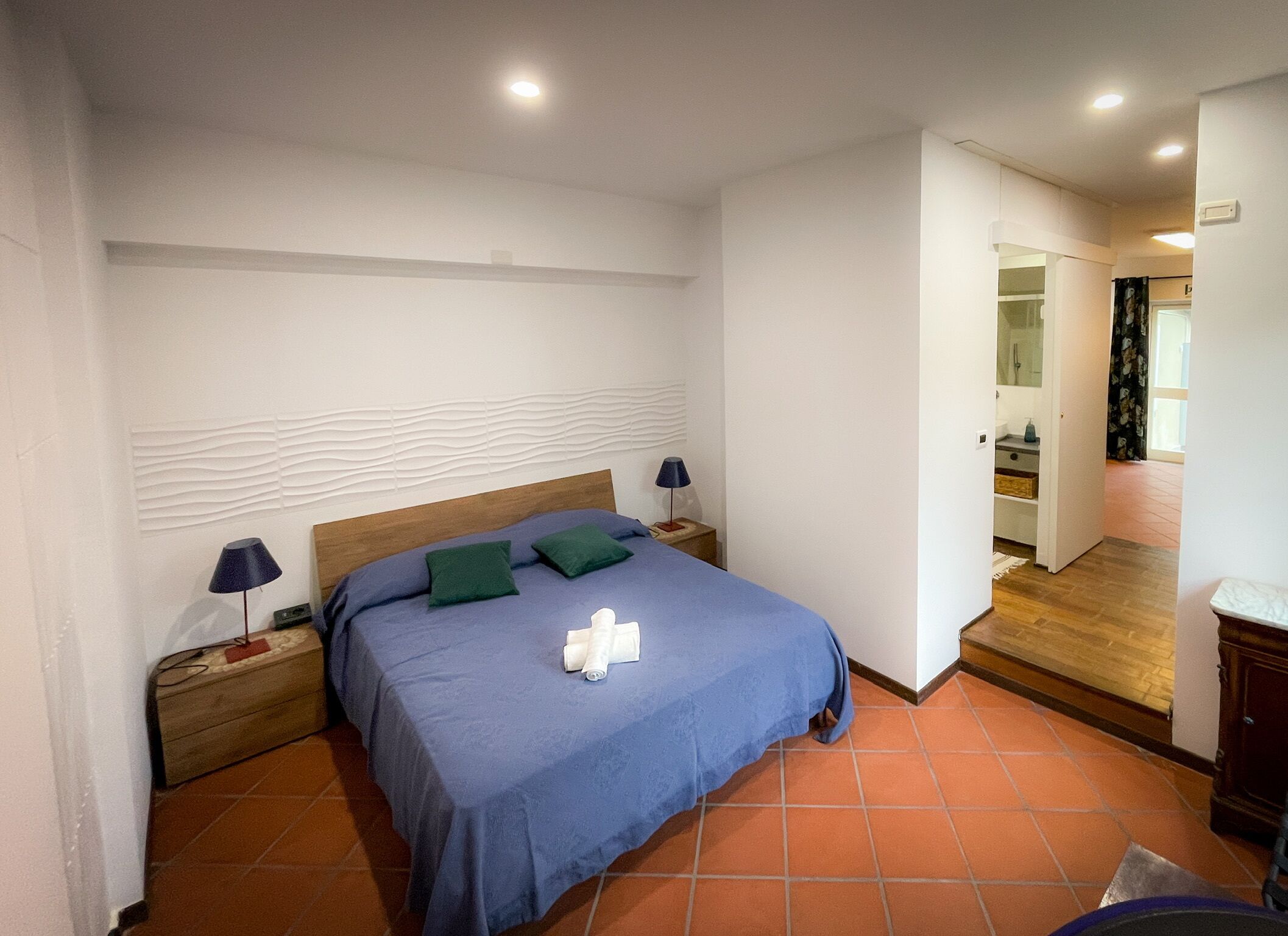 Deluxe Townhome, Park View | Desk, blackout drapes, free WiFi