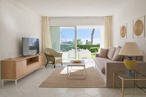 TV - Sunny Garden Apartment Miraflores, near beach (Mijas Costa)