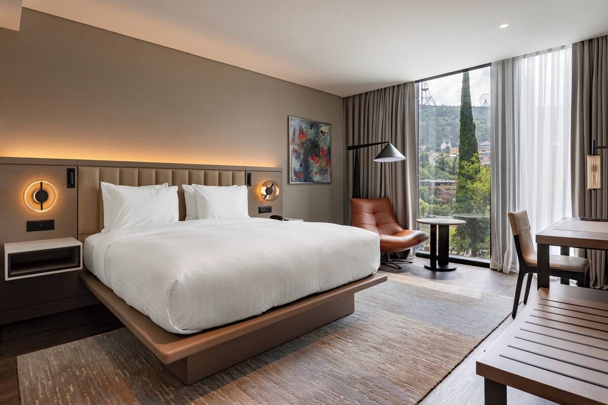 River View King Room