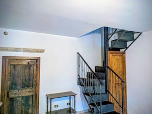 House | Interior - Lucoli Antico (Abruzzo)