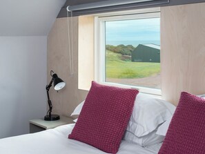 5 bedrooms, individually decorated, individually furnished, free WiFi - The Laidlaw (North Berwick)