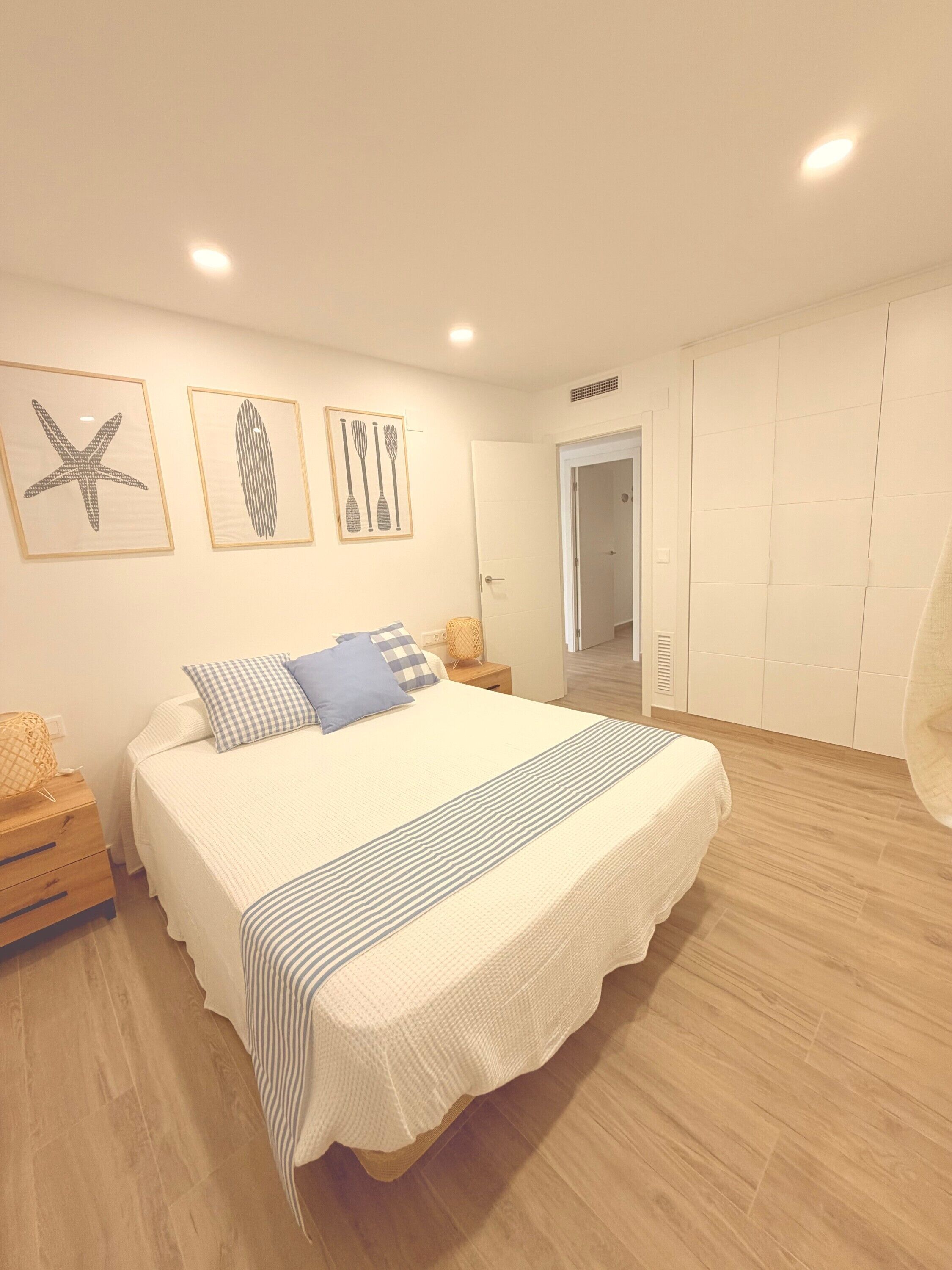 熨斗/熨衣板、WiFi、床单