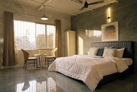 Executive Room | Free WiFi. SHREE LODGING & BOARDING