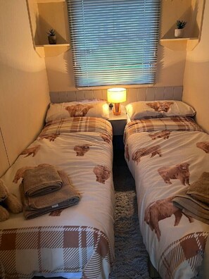 3 Schlafzimmer, individuell dekoriert, individuell eingerichtet