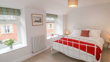 3 bedrooms, individually decorated, individually furnished, free WiFi