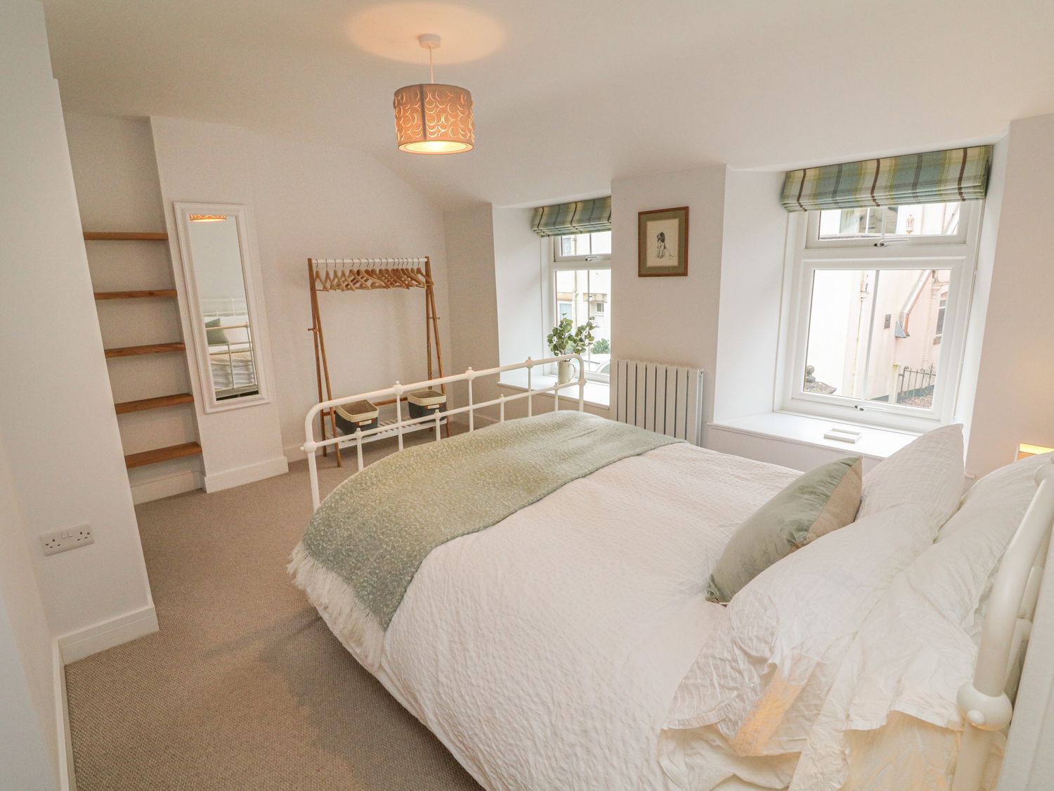 3 bedrooms, individually decorated, individually furnished, free WiFi