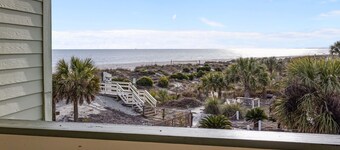 Beautiful Oceanfront Condo New to the Rental Market!