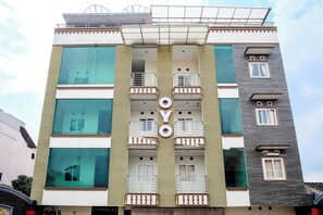 Exterior - Collection O 294 Andrea Residence (Medan)