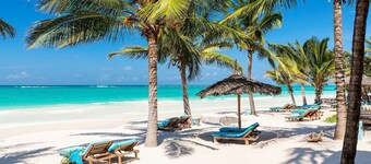 Golden Sun Beach Apartments