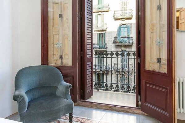 Interior - FAMILY FRIENDLY MODERNIST TERRACE APARTMENT (08009 Barcelona)