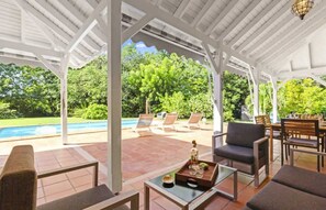 Outdoor dining - Homerez - Villa Saint-François (Saint-François)