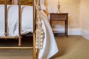 2 bedrooms, iron/ironing board, travel cot, free WiFi - Danes Court, Cartmel Fell (Cartmel Fell)