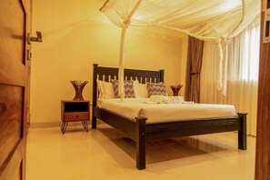 Deluxe Suite | Individually furnished, free WiFi, bed sheets