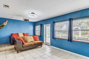 House (2 Bedrooms) | Interior - 8 Mi to Flagler Beach! Family Getaway w/ Yard (Palm Coast)