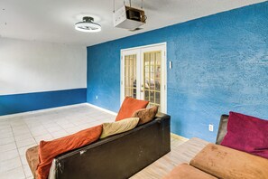 House (2 Bedrooms) | Interior - 8 Mi to Flagler Beach! Family Getaway w/ Yard (Palm Coast)