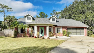 House (2 Bedrooms) | Front of property