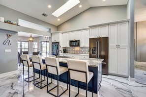 Interior - Luxe Waterfront Cape Coral Home w/ Gulf Access! (Cape Coral)