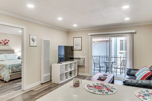 Apartment (1 Bedroom) | Interior - Shop, Hike & Sip Wine: Pleasanton Gem w/ Balcony! (Pleasanton)