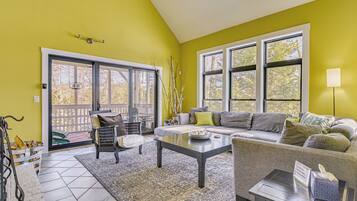 Rumah (5 Bedrooms) | Interior