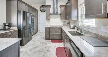 Explore Bayou Country! Family Home in Nola Suburbs