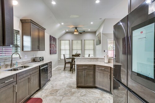 Explore Bayou Country! Family Home in Nola Suburbs