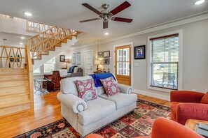 House (1 Bedroom) | Interior - Walk to Historic Dtwn Laurel: Quiet Home w/ Porch (Laurel)