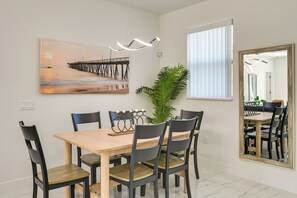 Interior - Near Golf & Spring Training: Lehigh Acres Retreat (Lehigh Acres)