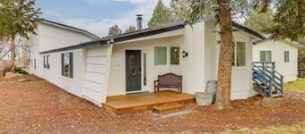 Stunning Mountain Views! Secluded Retreat in Bend