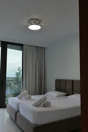 Desk, iron/ironing board, free WiFi, bed sheets - Stay By Ilvesta Olea (Dhërmi)