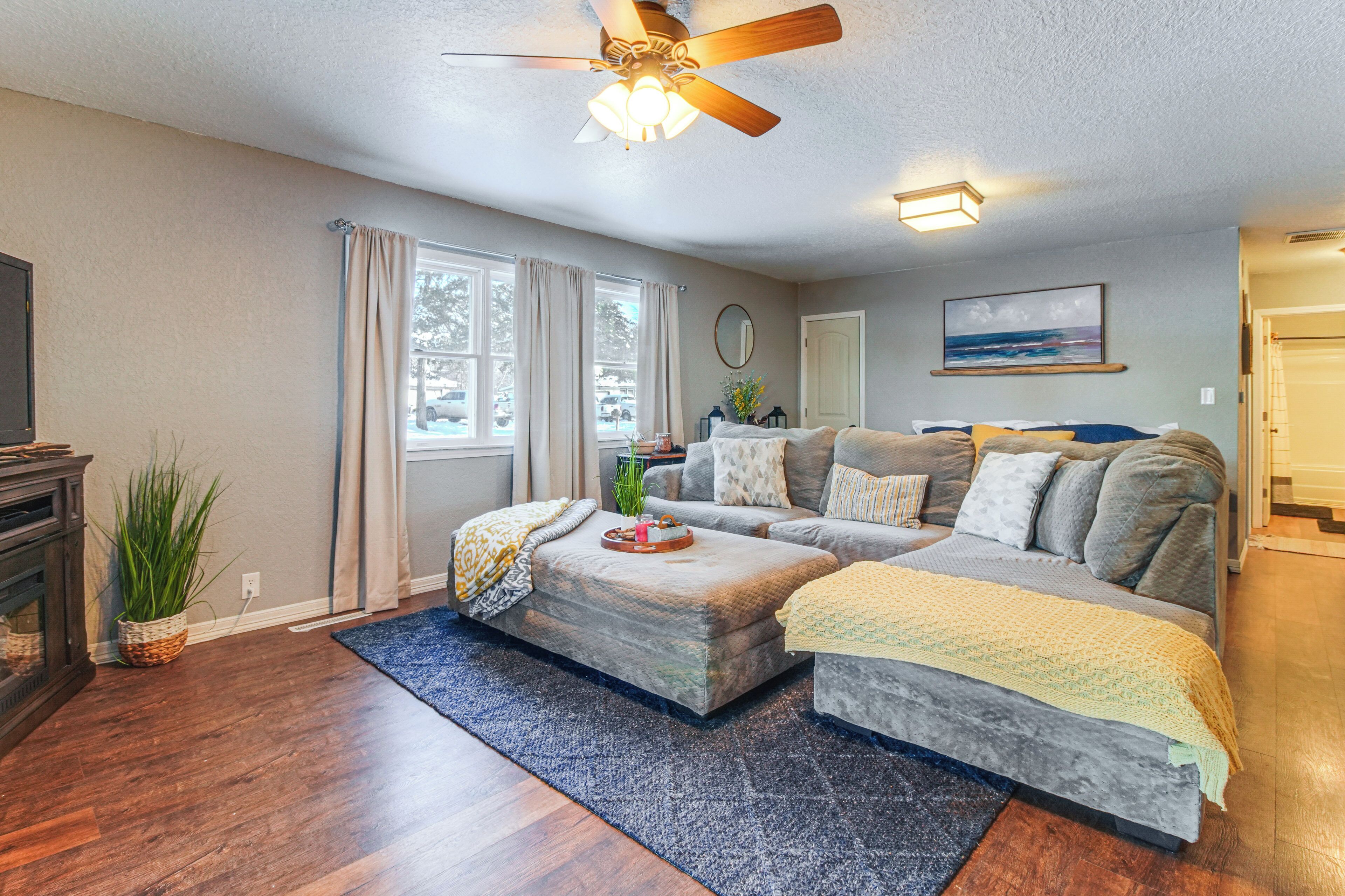 House (2 Bedrooms) | Interior