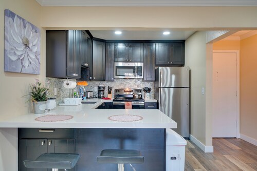 Sip, Golf & Explore: Pleasanton Retreat!