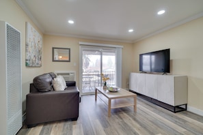 Apartment (1 Bedroom) | Interior