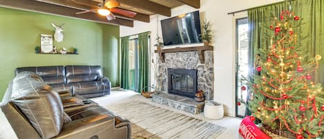 Apartment (3 Bedrooms) | Front of property