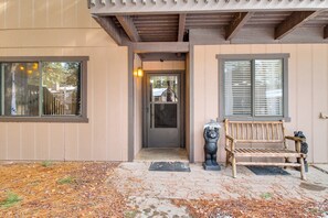 Apartment (3 Bedrooms) | Interior - Explore the Nat'l Forest! Cozy Getaway in Pinetop (Pinetop)
