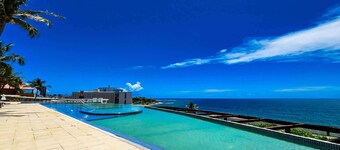 Casa em Salvador com Vista Mar e Acesso a Praia