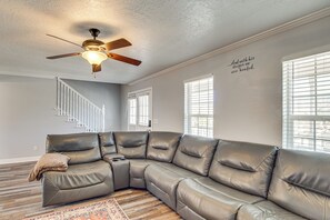 House (6 Bedrooms) | Interior - Family & Group Friendly! Hilltop Cedar City Home (Cedar City)
