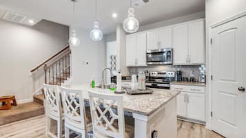 Apartment (3 Bedrooms) | Interior