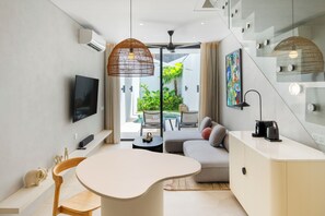 Villa, 1 Bedroom, Private Pool | Dining room - The Arc House Canggu (Canggu)