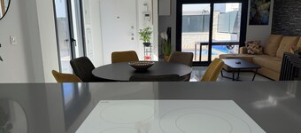 Casa Montgavina, villa in the heart of Vistabella Golf
