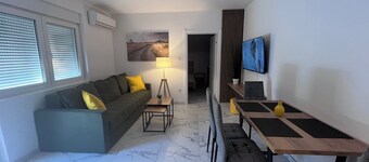 CERA AVANGARDA APARTMENT