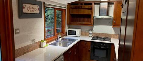 Alat memasak/pinggan mangkuk/perkakas dapur